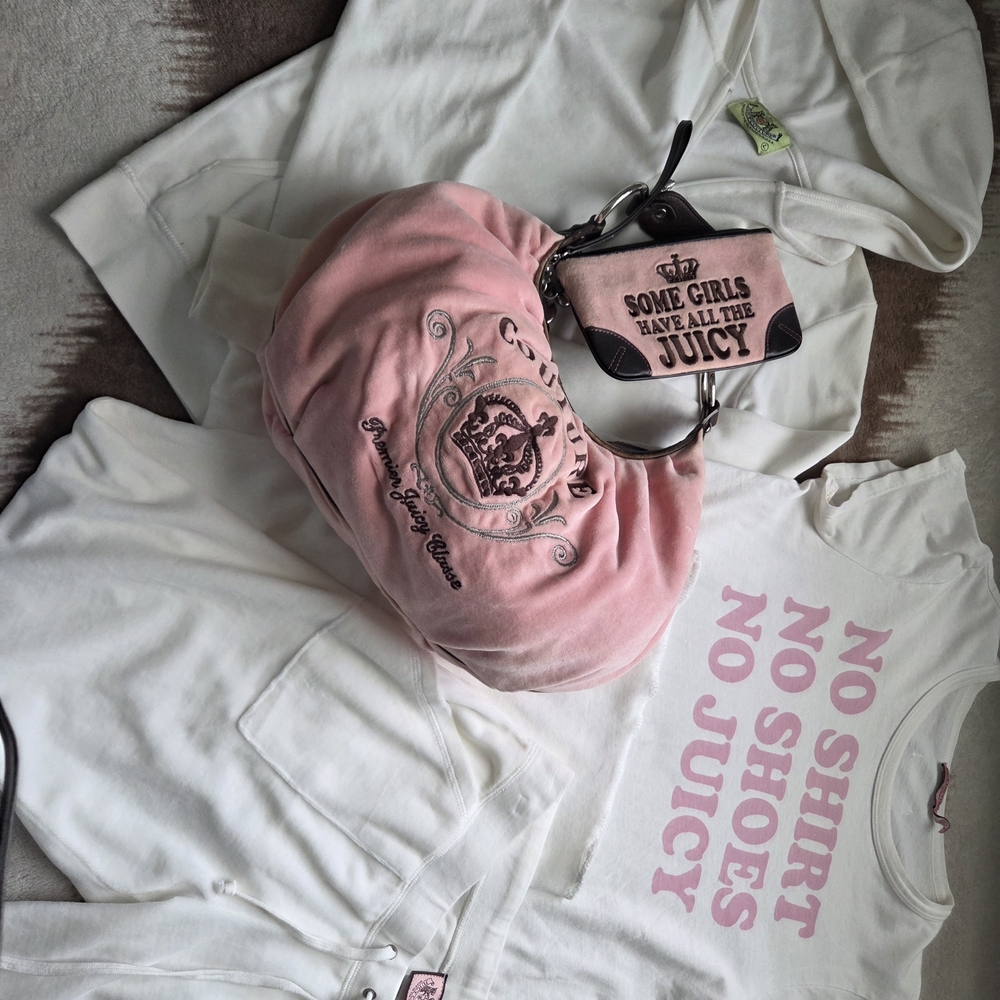 Juicy Couture Pink Graphic Kids T-Shirt - Picture 1 of 8